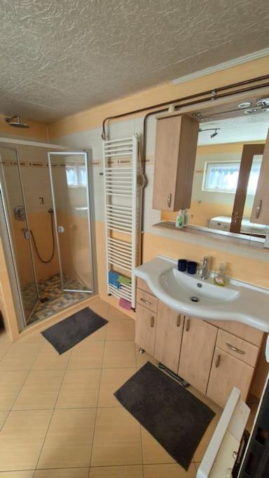 Chaloupka Amalka Apartment Roznov pod Radhostem Luaran gambar